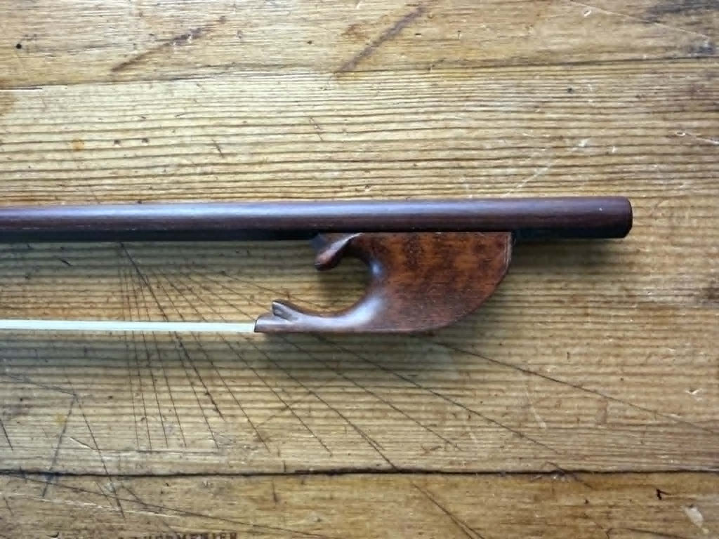 Clip Bow Violin