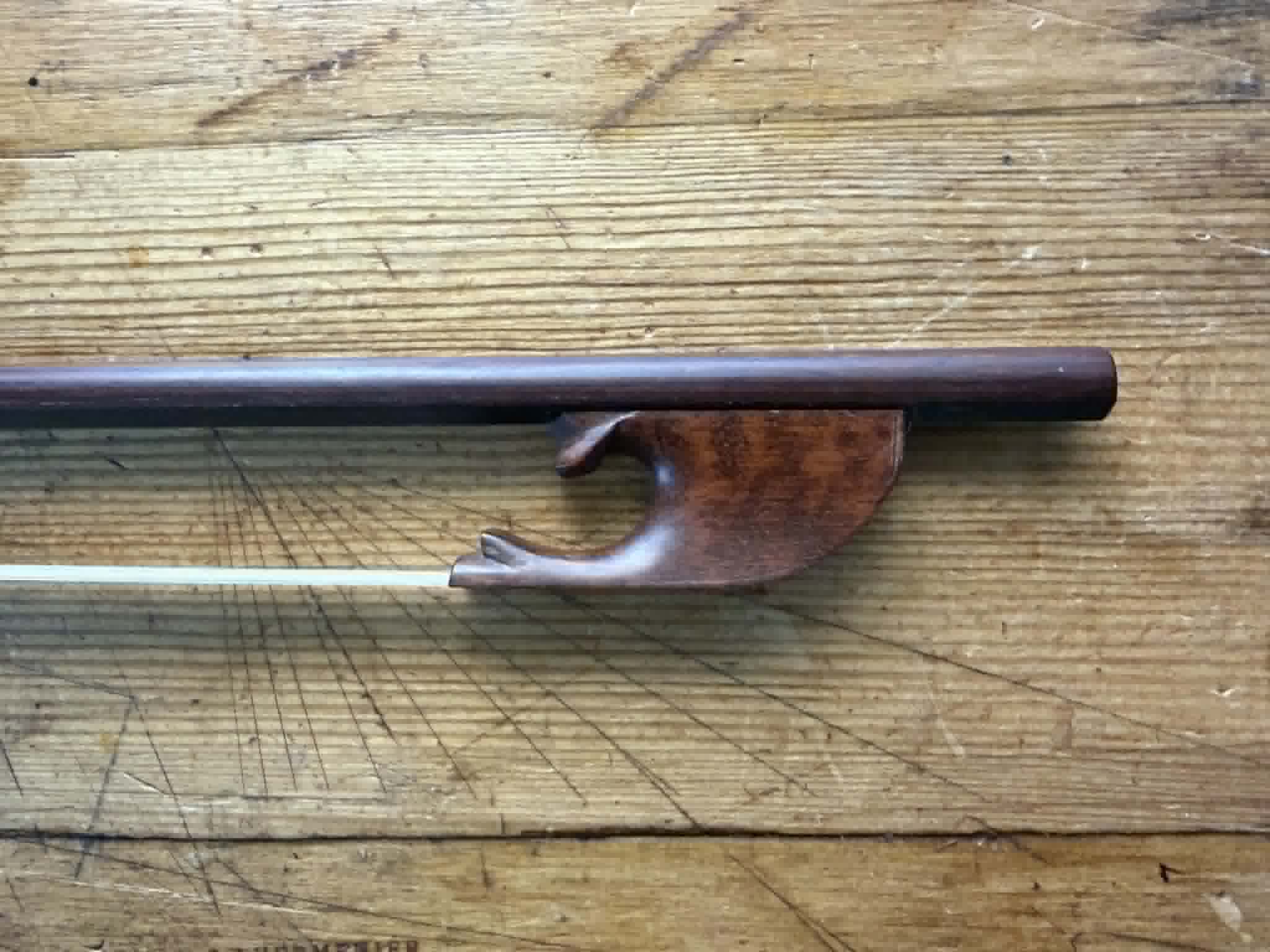 Clip Bow Violin